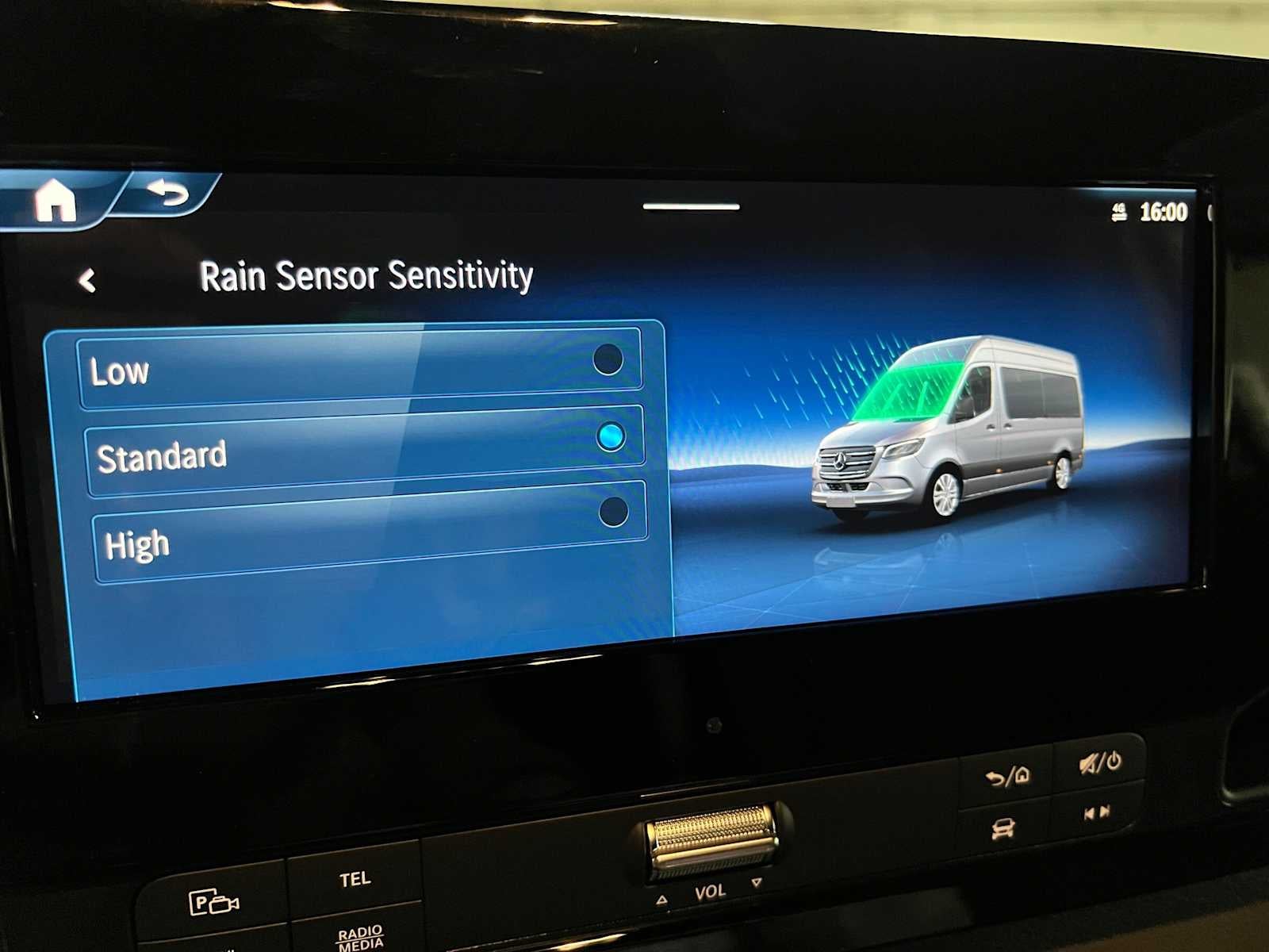 2026 Mercedes-Benz Sprinter Cargo 2500 Standard Roof I4 Diesel HO 144 AWD