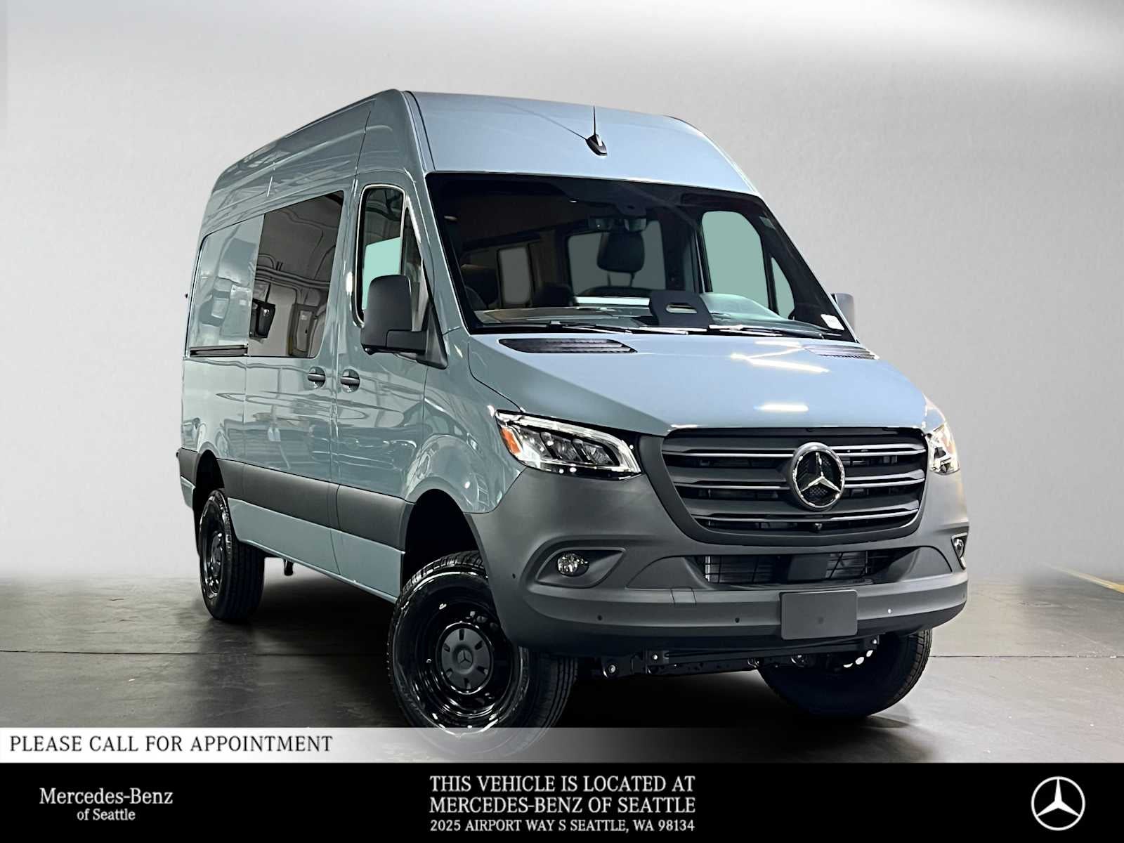2026 Mercedes-Benz Sprinter Crew 2500 Standard Roof I4 Diesel HO 144 AWD