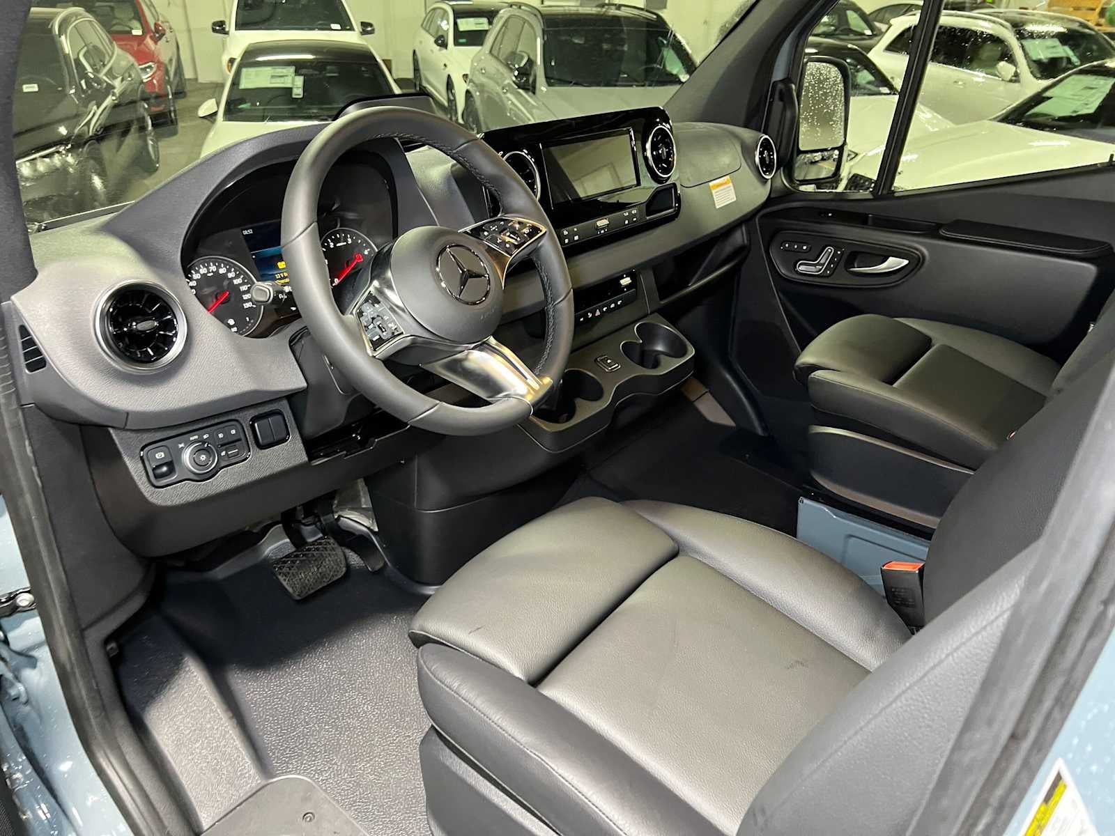 2026 Mercedes-Benz Sprinter Crew 2500 Standard Roof I4 Diesel HO 144 AWD