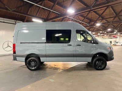 2026 Mercedes-Benz Sprinter Crew 2500 Standard Roof I4 Diesel HO 144 AWD