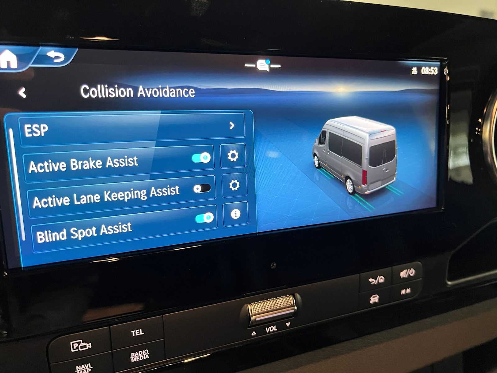 2026 Mercedes-Benz Sprinter Crew 2500 Standard Roof I4 Diesel HO 144 AWD