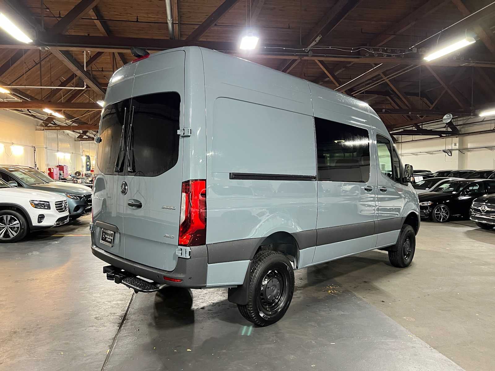 2026 Mercedes-Benz Sprinter Crew 2500 Standard Roof I4 Diesel HO 144 AWD