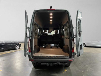 2026 Mercedes-Benz Sprinter Crew 2500 Standard Roof I4 Diesel HO 144 AWD
