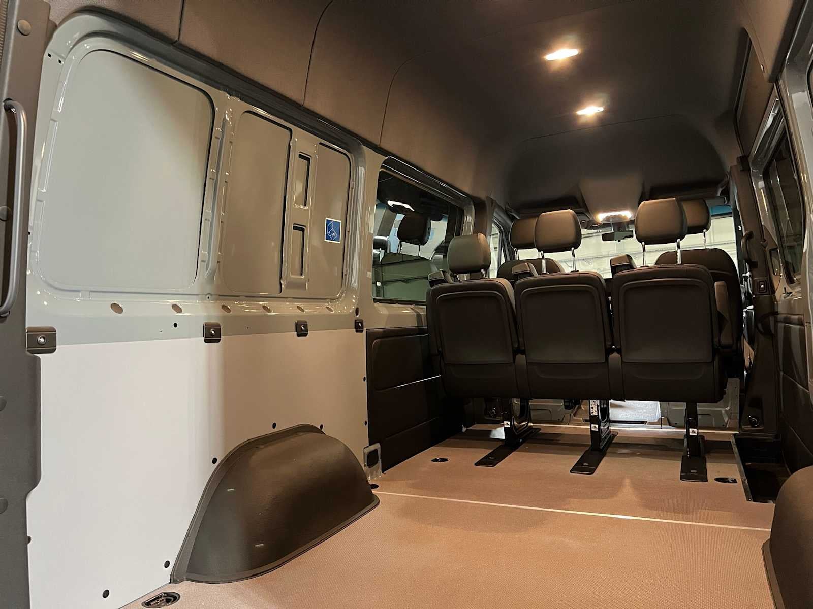 2026 Mercedes-Benz Sprinter Crew 2500 Standard Roof I4 Diesel HO 144 AWD