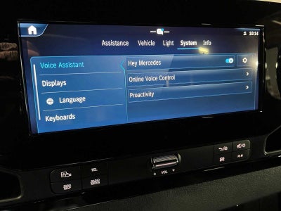 2026 Mercedes-Benz Sprinter Crew 2500 Standard Roof I4 Diesel HO 144 AWD