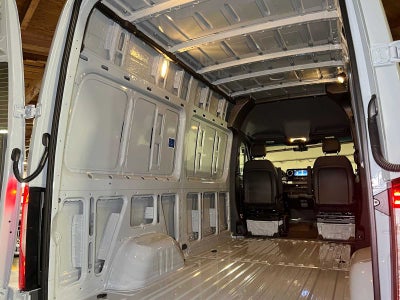 2026 Mercedes-Benz Sprinter Cargo 2500 Standard Roof I4 Diesel HO 144 AWD