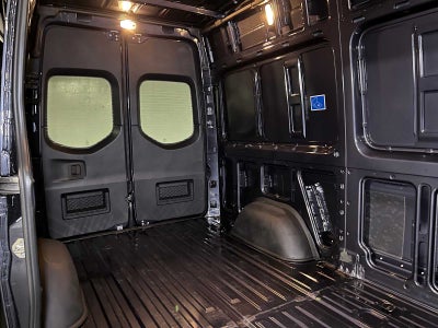 2026 Mercedes-Benz Sprinter 2500 Standard Roof I4 Diesel HO 144" AWD