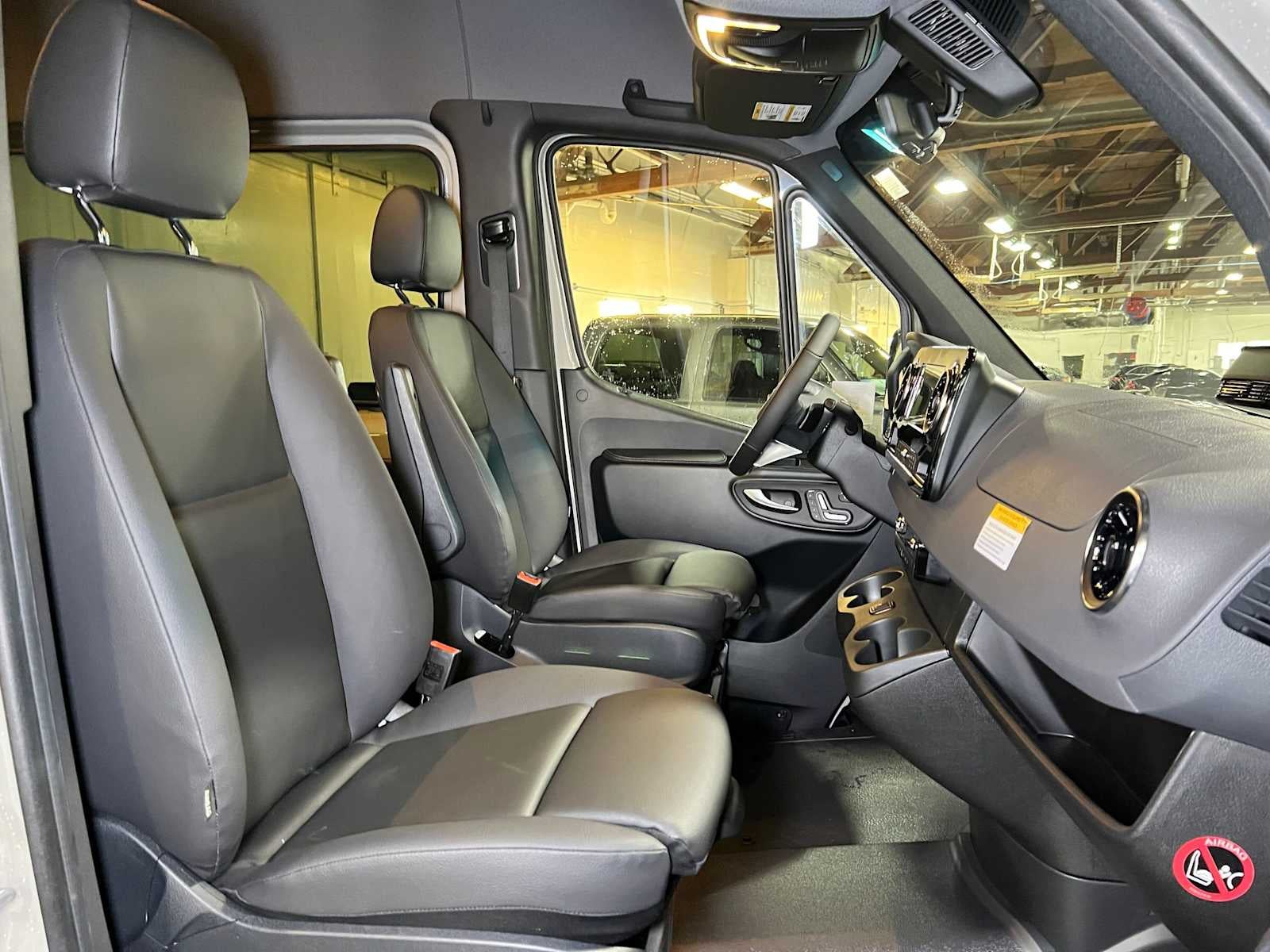 2026 Mercedes-Benz Sprinter 2500 Standard Roof I4 Diesel HO 144 AWD
