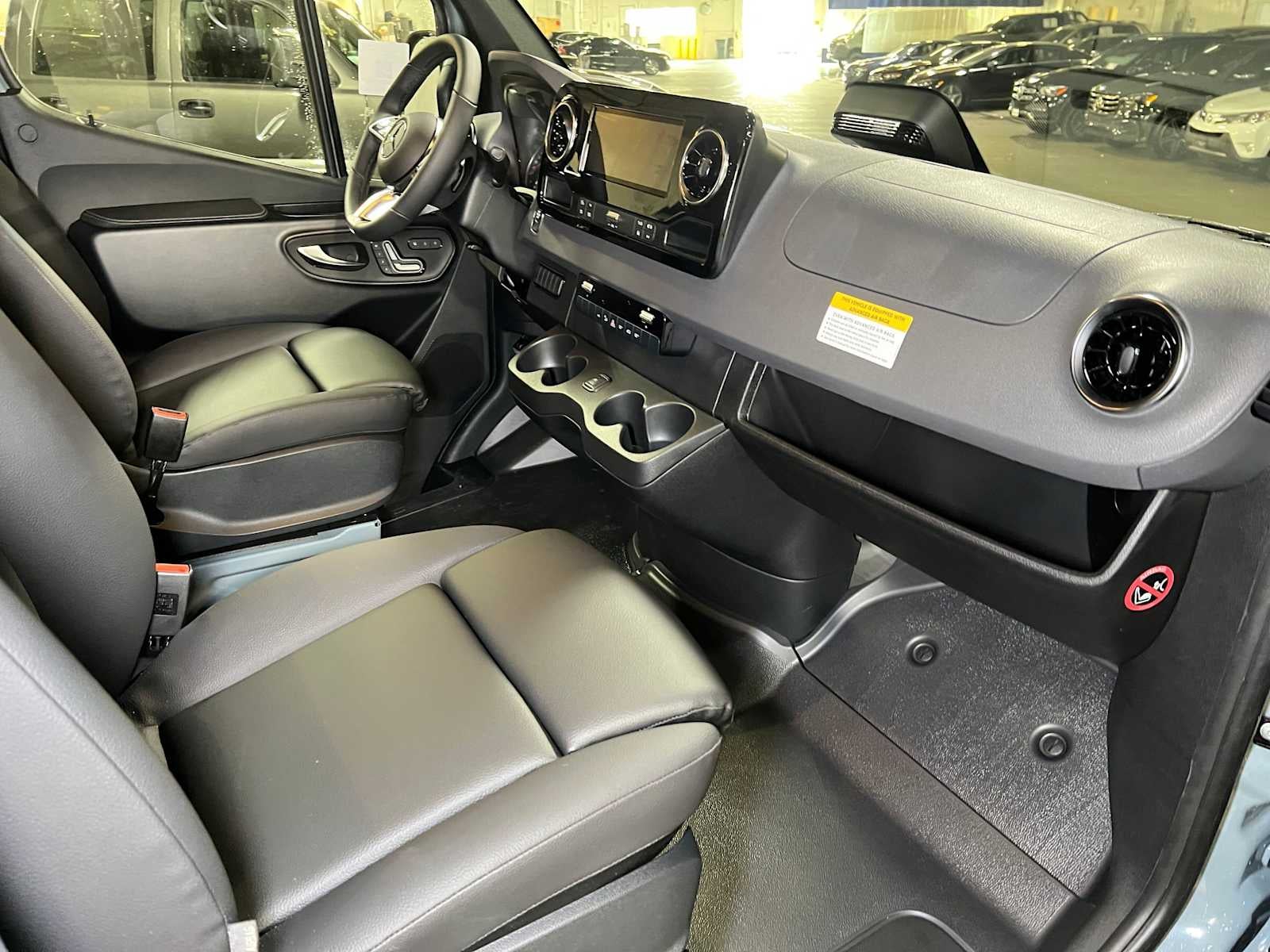 2026 Mercedes-Benz Sprinter 2500 Standard Roof I4 Diesel HO 144 AWD