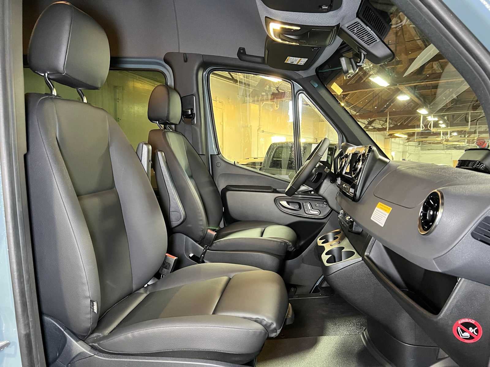 2026 Mercedes-Benz Sprinter 2500 Standard Roof I4 Diesel HO 144 AWD