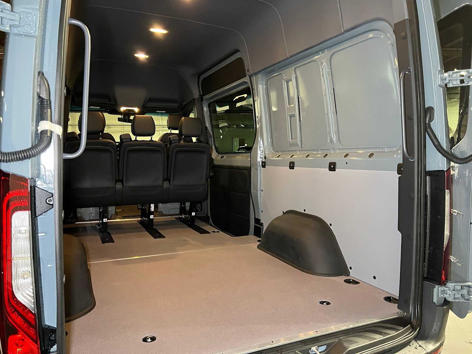 2026 Mercedes-Benz Sprinter 2500 Standard Roof I4 Diesel HO 144 AWD