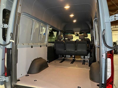 2026 Mercedes-Benz Sprinter 2500 Standard Roof I4 Diesel HO 144 AWD