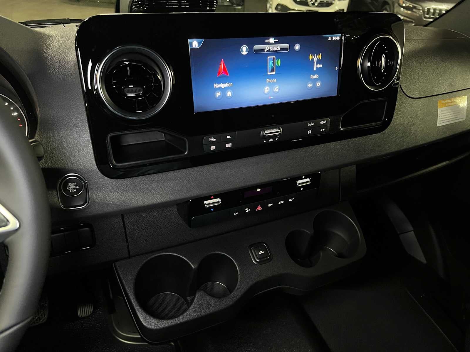 2026 Mercedes-Benz Sprinter 2500 Standard Roof I4 Diesel HO 144 AWD