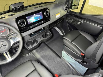 2026 Mercedes-Benz Sprinter 2500 Standard Roof I4 Diesel HO 144 AWD