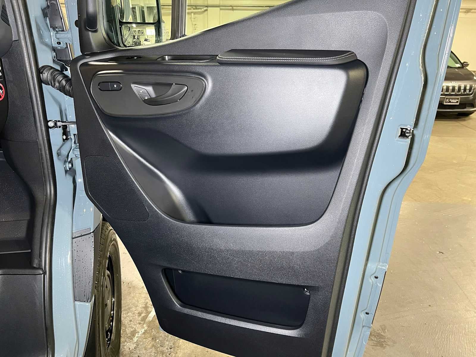 2026 Mercedes-Benz Sprinter 2500 Standard Roof I4 Diesel HO 144 AWD