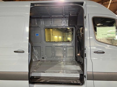 2026 Mercedes-Benz Sprinter 2500 Standard Roof I4 Diesel HO 144 AWD