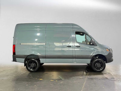 2026 Mercedes-Benz Sprinter 2500 Standard Roof I4 Diesel HO 144 AWD