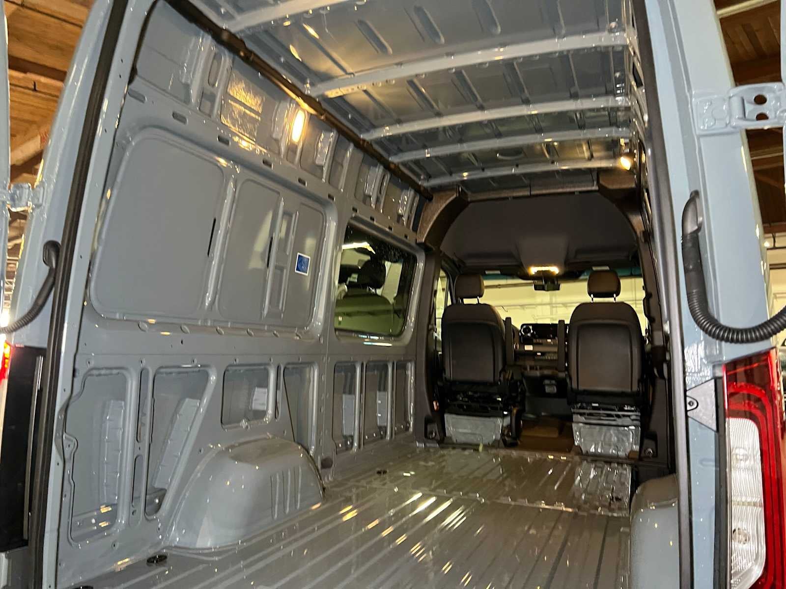 2026 Mercedes-Benz Sprinter 2500 Standard Roof I4 Diesel HO 144 AWD