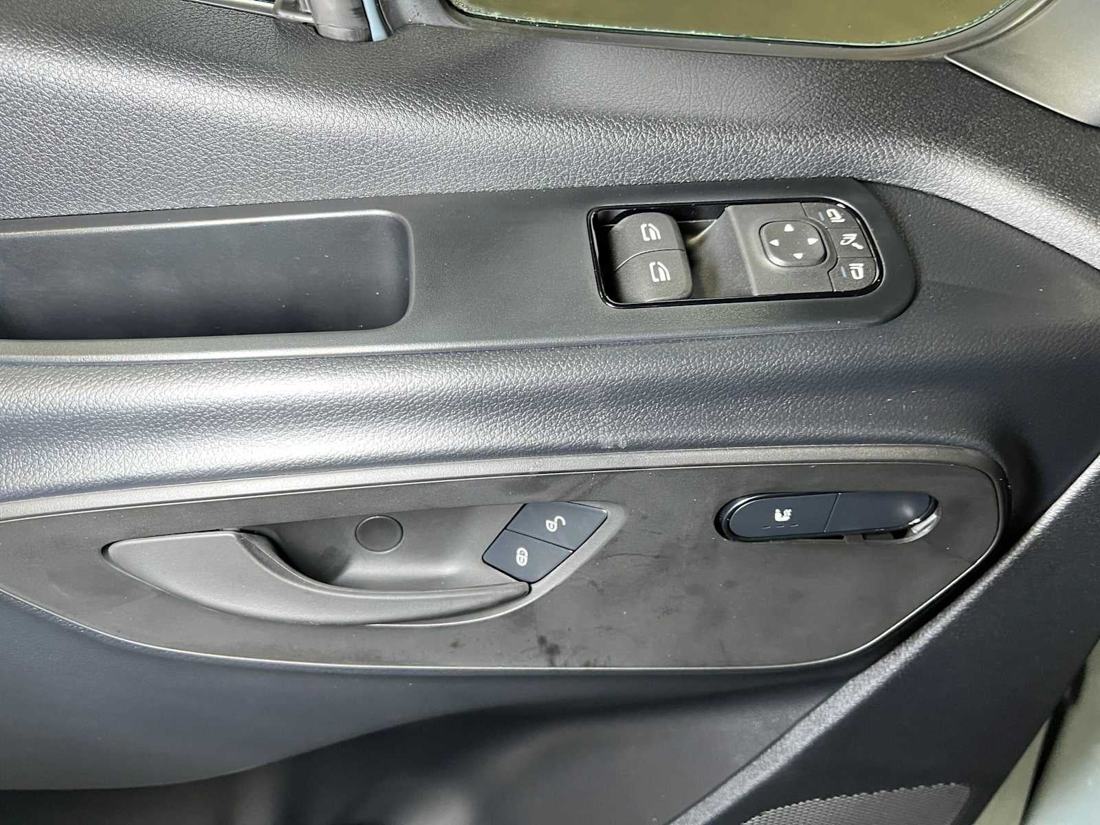 2026 Mercedes-Benz Sprinter 2500 Standard Roof I4 Diesel HO 144 AWD