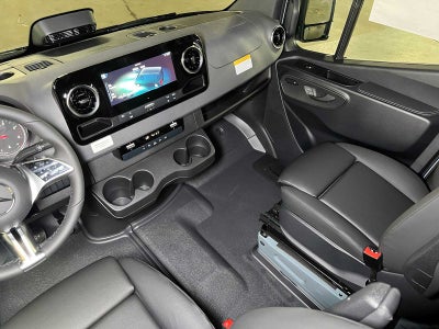 2026 Mercedes-Benz Sprinter 2500 Standard Roof I4 Diesel HO 144 AWD