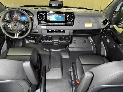 2026 Mercedes-Benz Sprinter 2500 Standard Roof I4 Diesel HO 144 AWD