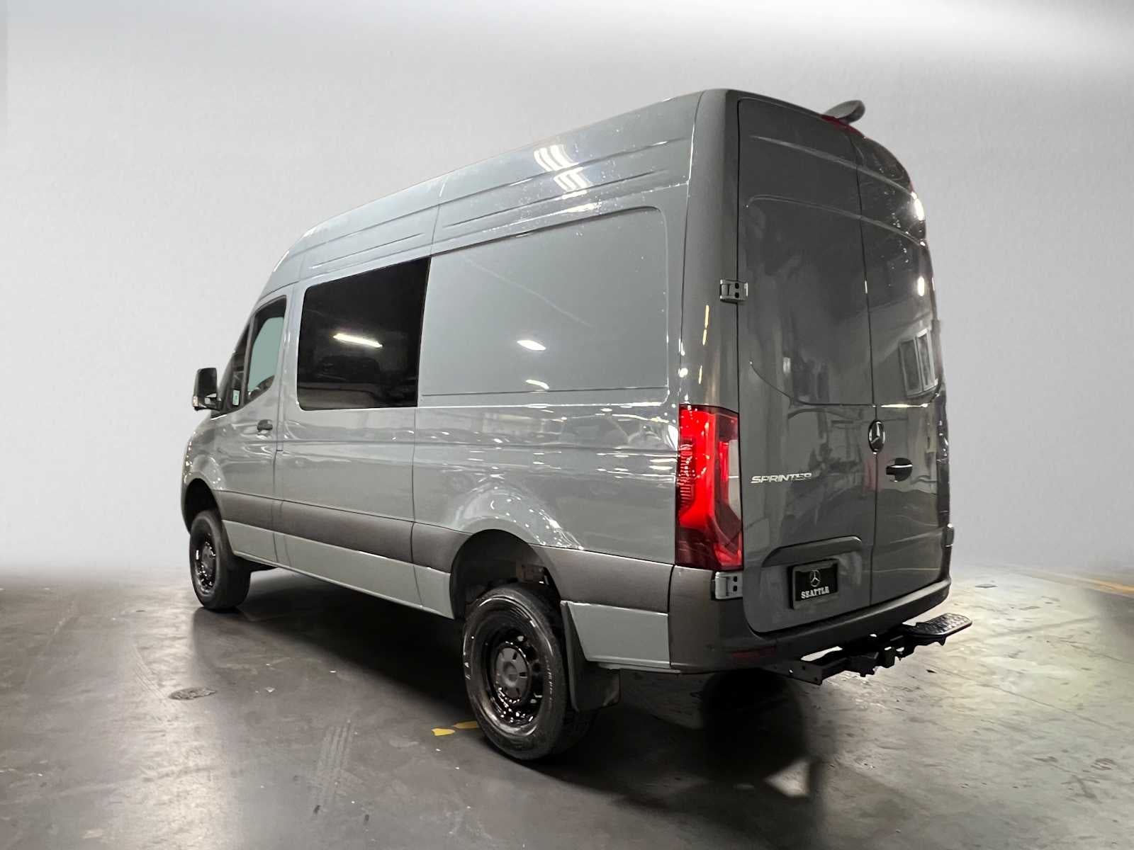 2026 Mercedes-Benz Sprinter 2500 Standard Roof I4 Diesel HO 144 AWD