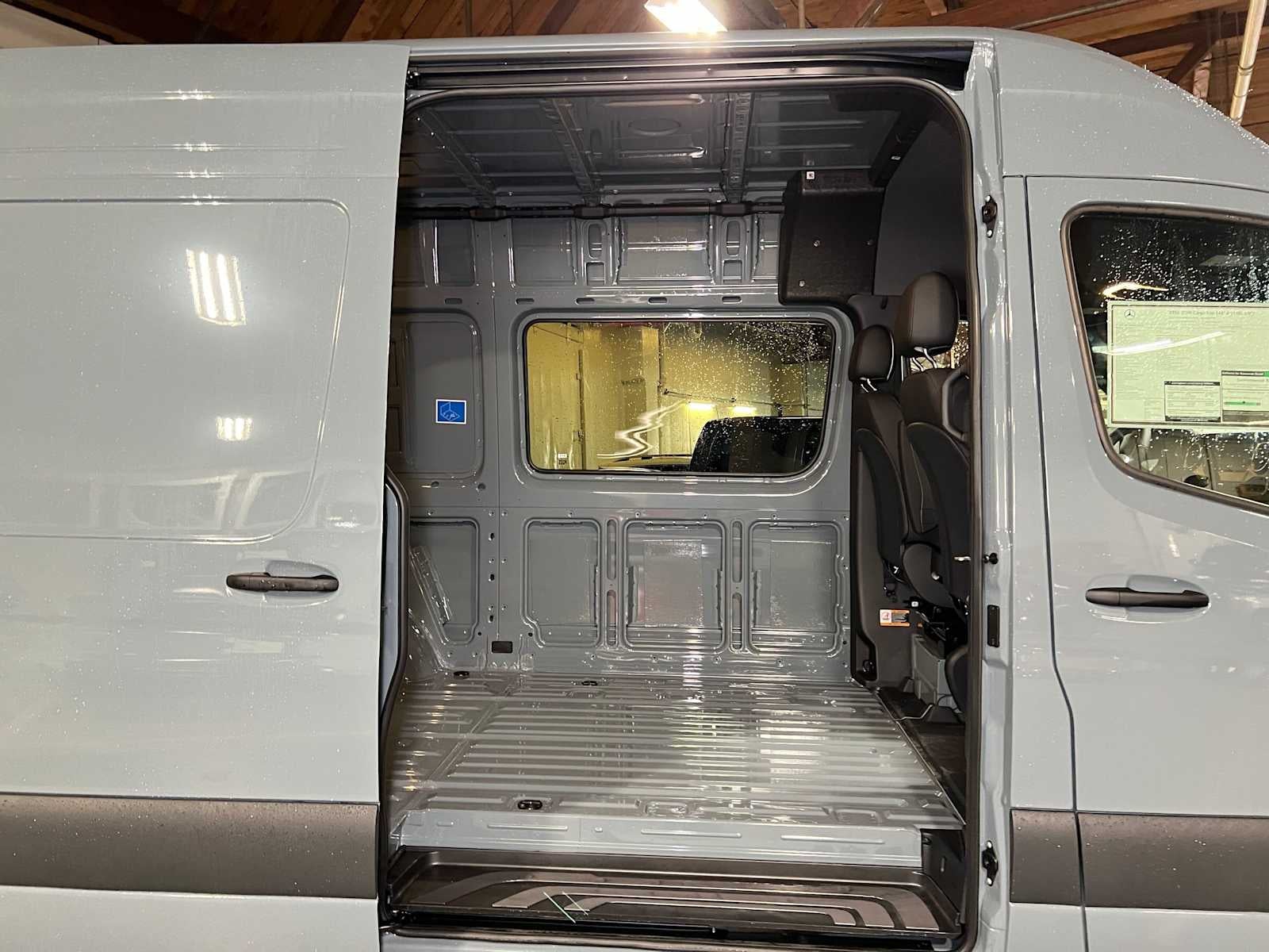 2026 Mercedes-Benz Sprinter Cargo 2500 Standard Roof I4 Diesel HO 144 AWD