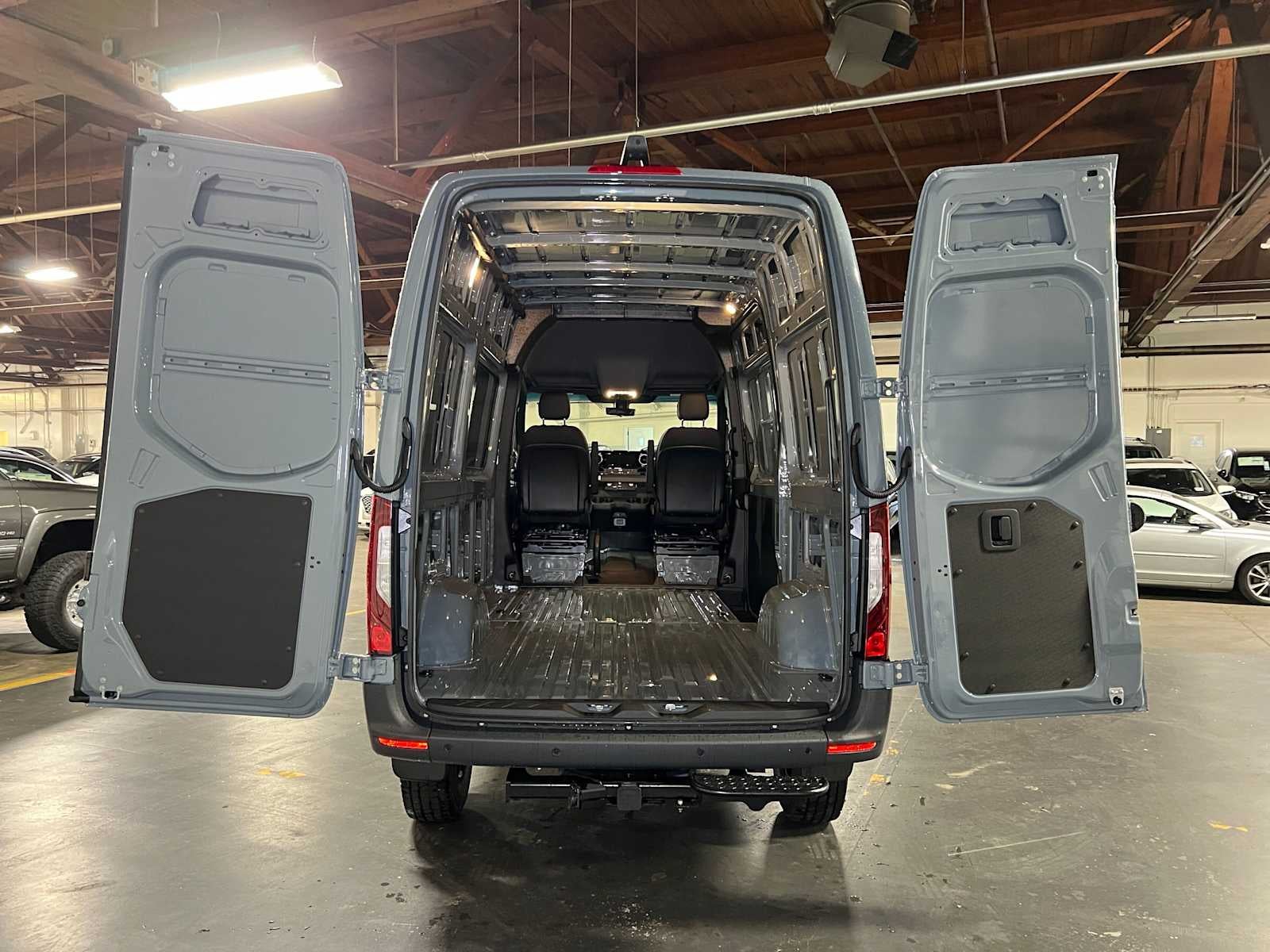 2026 Mercedes-Benz Sprinter Cargo 2500 Standard Roof I4 Diesel HO 144 AWD