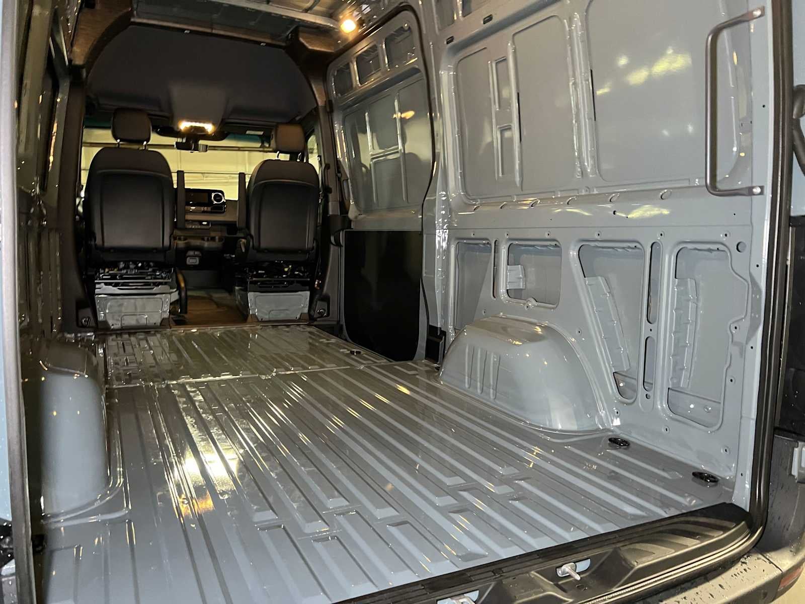 2026 Mercedes-Benz Sprinter Cargo 2500 Standard Roof I4 Diesel HO 144 AWD