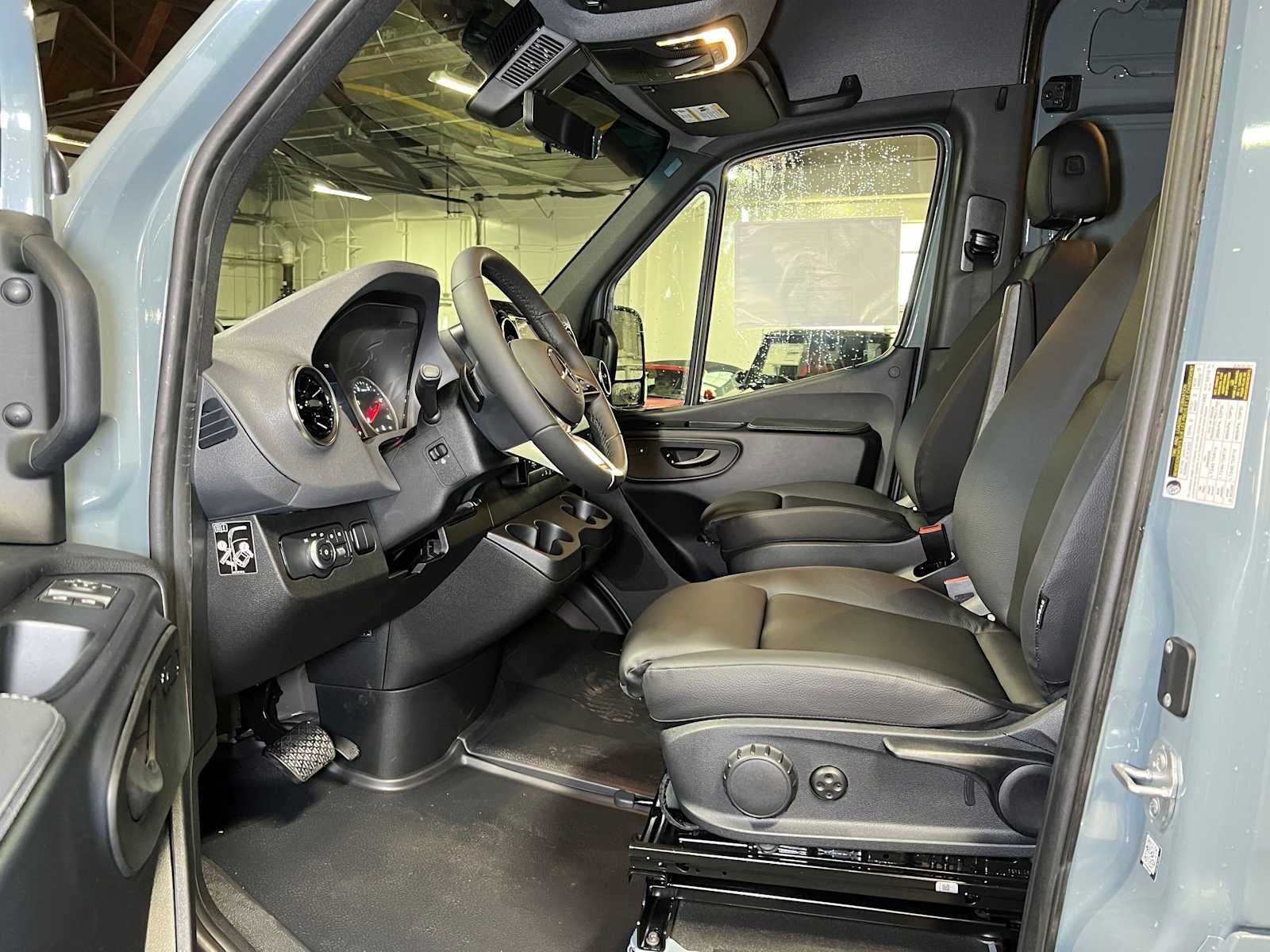 2026 Mercedes-Benz Sprinter Cargo 2500 Standard Roof I4 Diesel HO 144 AWD
