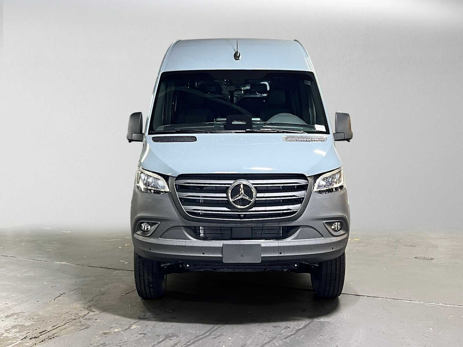 2026 Mercedes-Benz Sprinter Cargo 2500 Standard Roof I4 Diesel HO 144 AWD