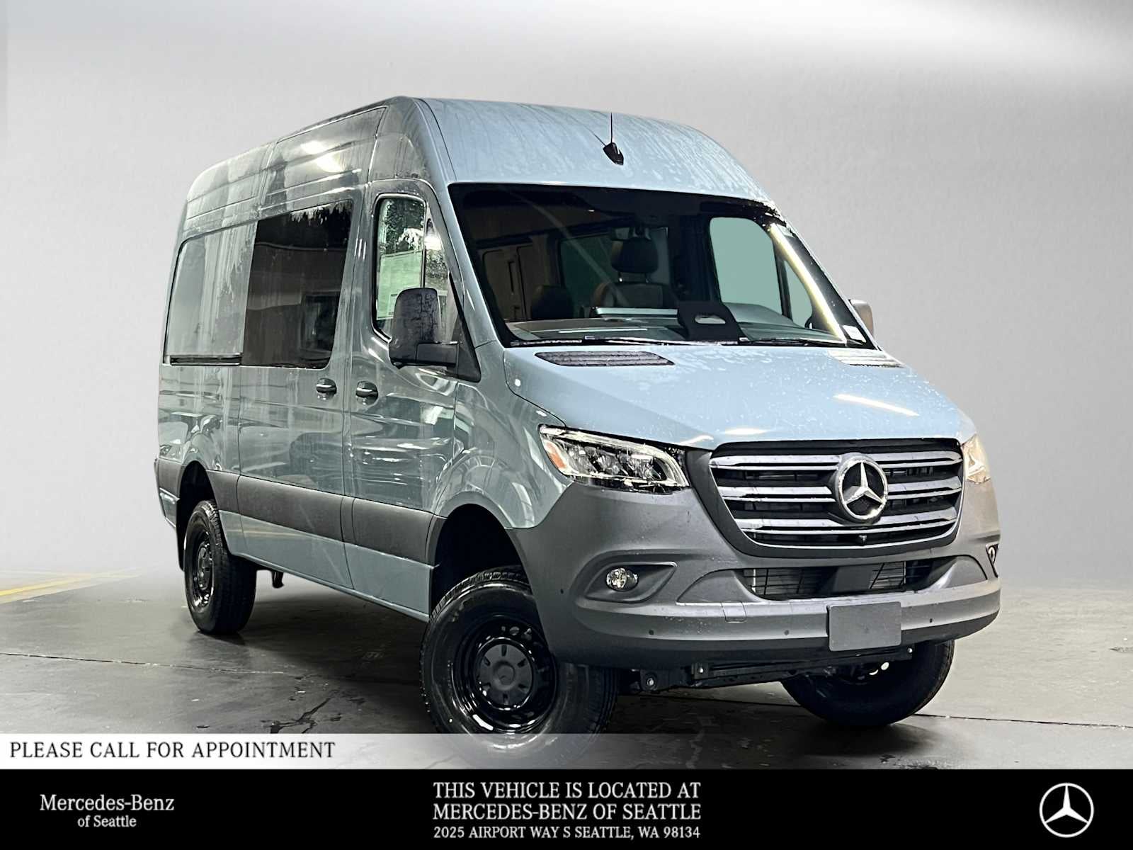 2026 Mercedes-Benz Sprinter Crew 2500 Standard Roof I4 Diesel HO 144 AWD