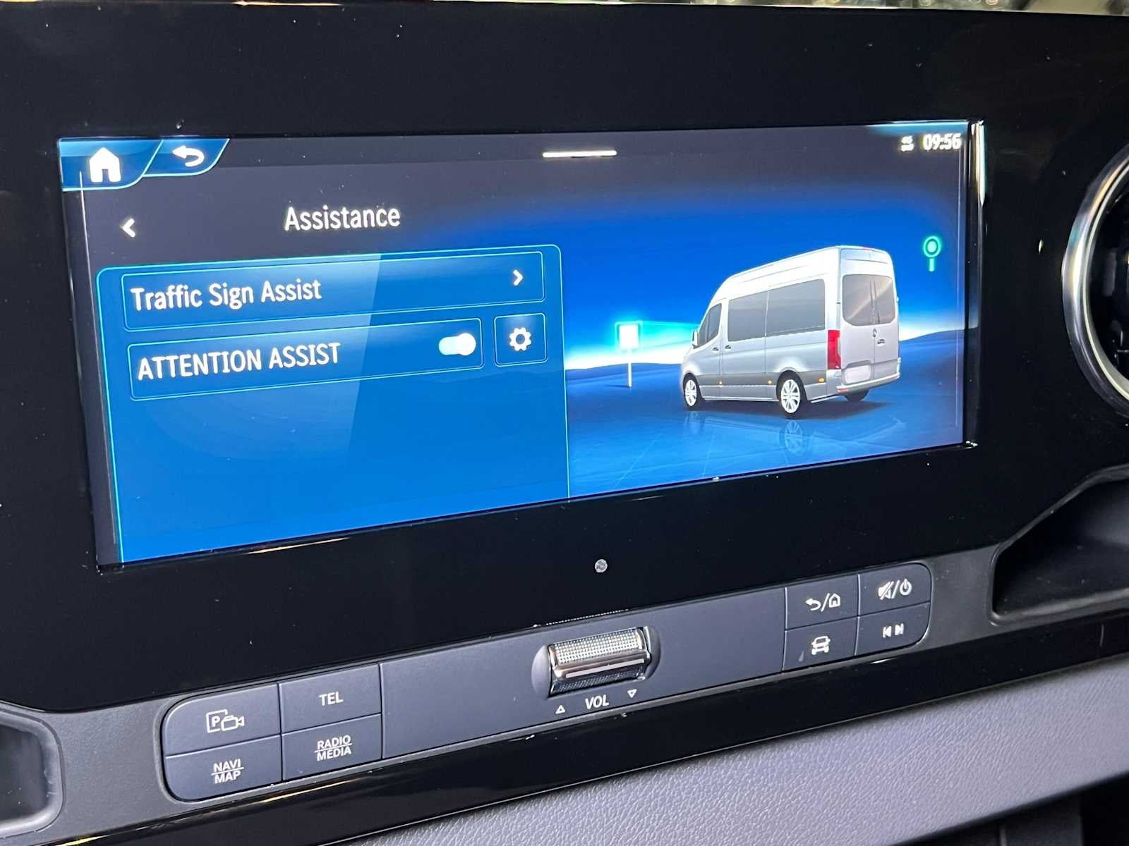2026 Mercedes-Benz Sprinter Crew 2500 Standard Roof I4 Diesel HO 144 AWD