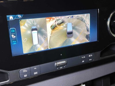 2026 Mercedes-Benz Sprinter Crew 2500 Standard Roof I4 Diesel HO 144 AWD