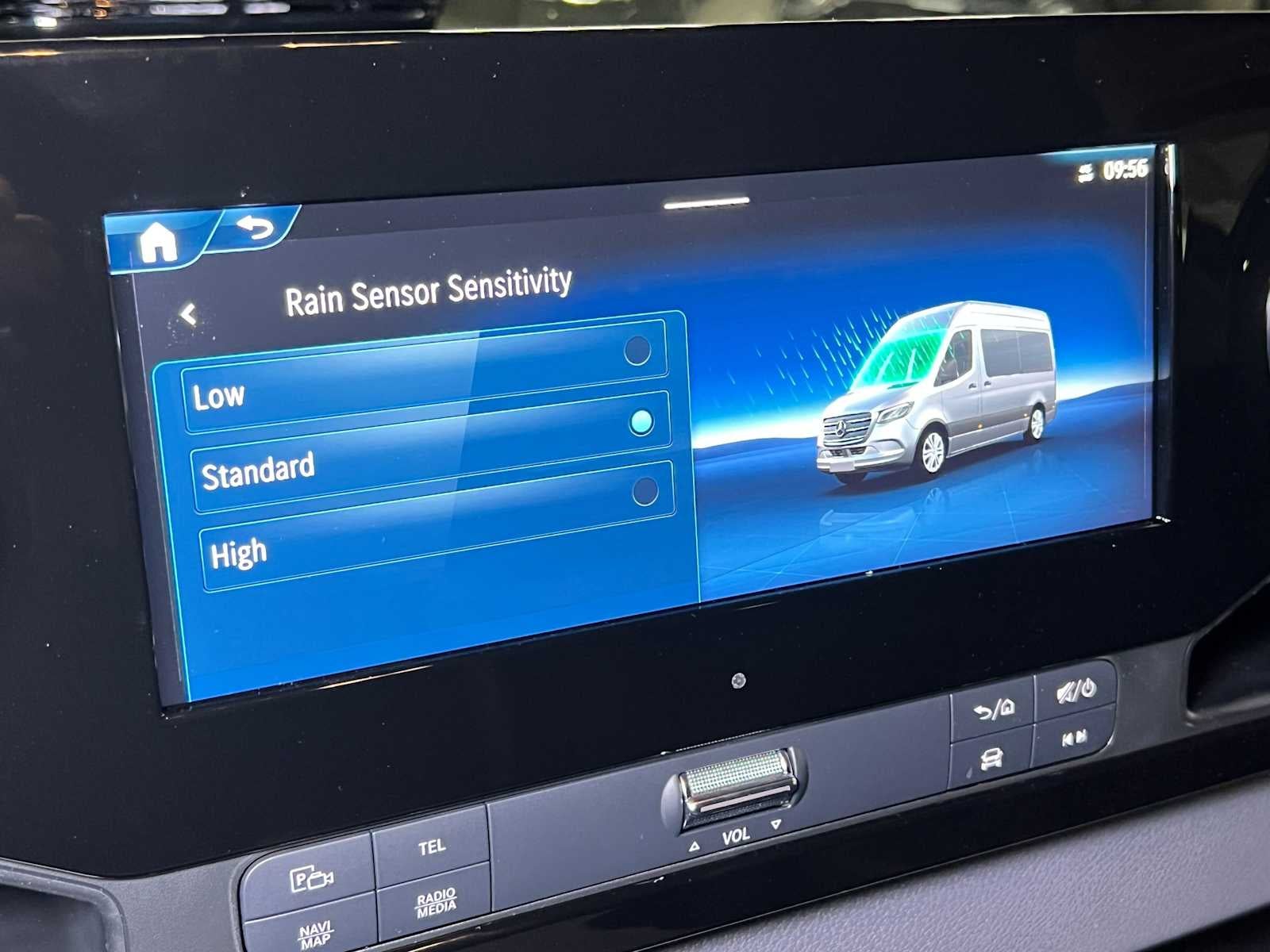 2026 Mercedes-Benz Sprinter Crew 2500 Standard Roof I4 Diesel HO 144 AWD