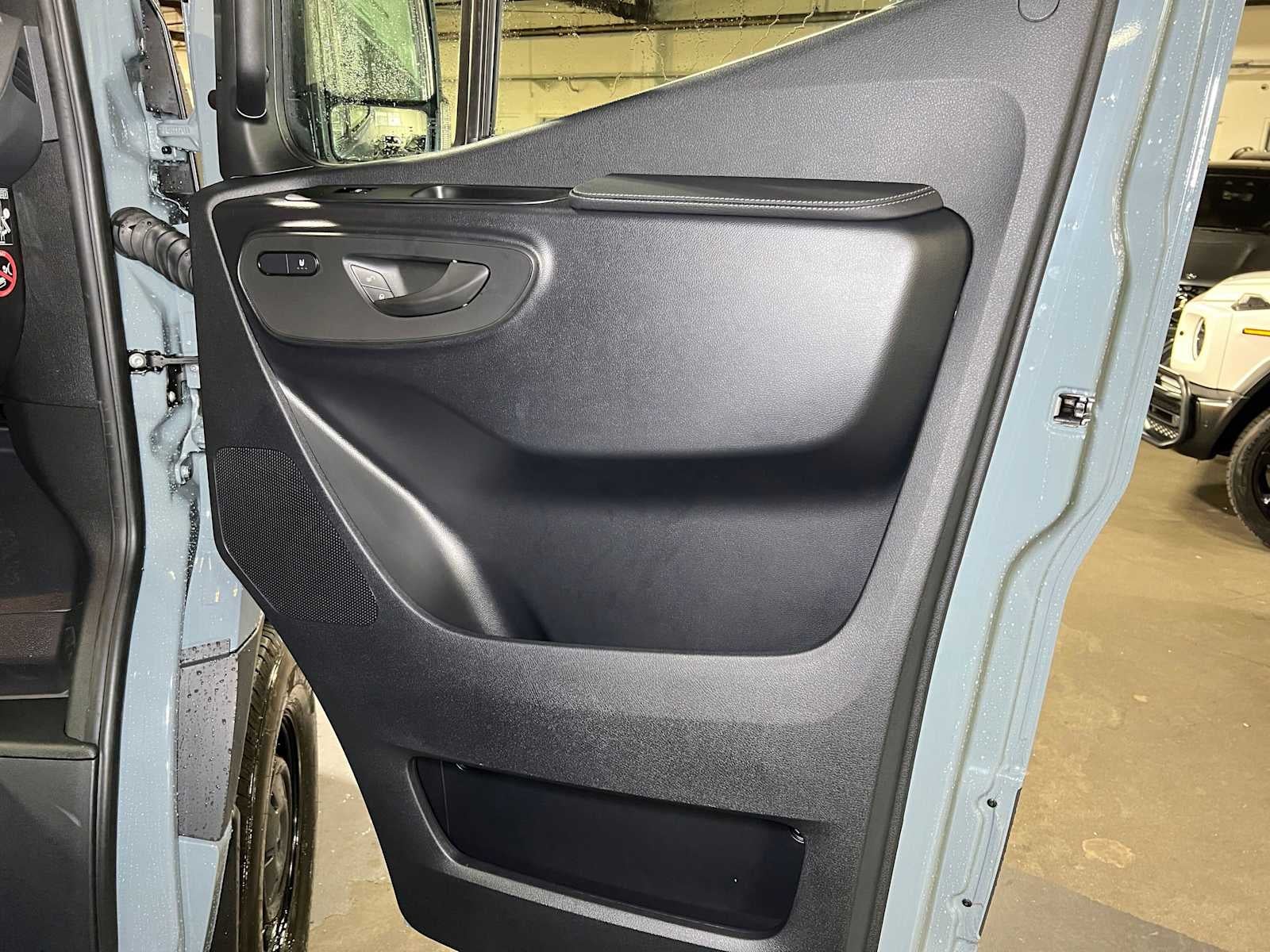 2026 Mercedes-Benz Sprinter Cargo 2500 Standard Roof I4 Diesel HO 144 AWD