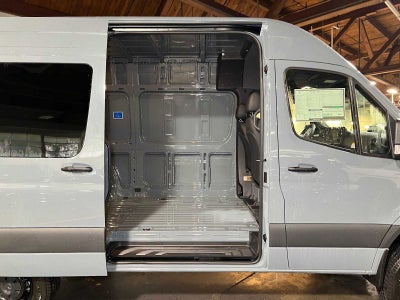 2026 Mercedes-Benz Sprinter Cargo 2500 Standard Roof I4 Diesel HO 144 AWD