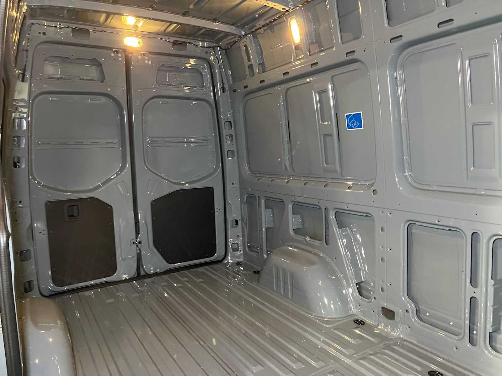 2026 Mercedes-Benz Sprinter Cargo 2500 Standard Roof I4 Diesel HO 144 AWD