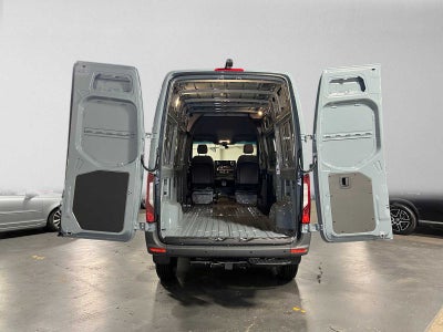 2026 Mercedes-Benz Sprinter Cargo 2500 Standard Roof I4 Diesel HO 144 AWD