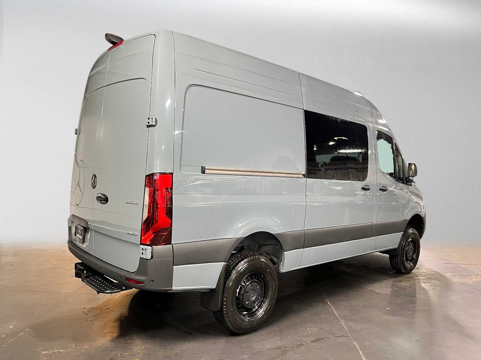 2026 Mercedes-Benz Sprinter Cargo 2500 Standard Roof I4 Diesel HO 144 AWD