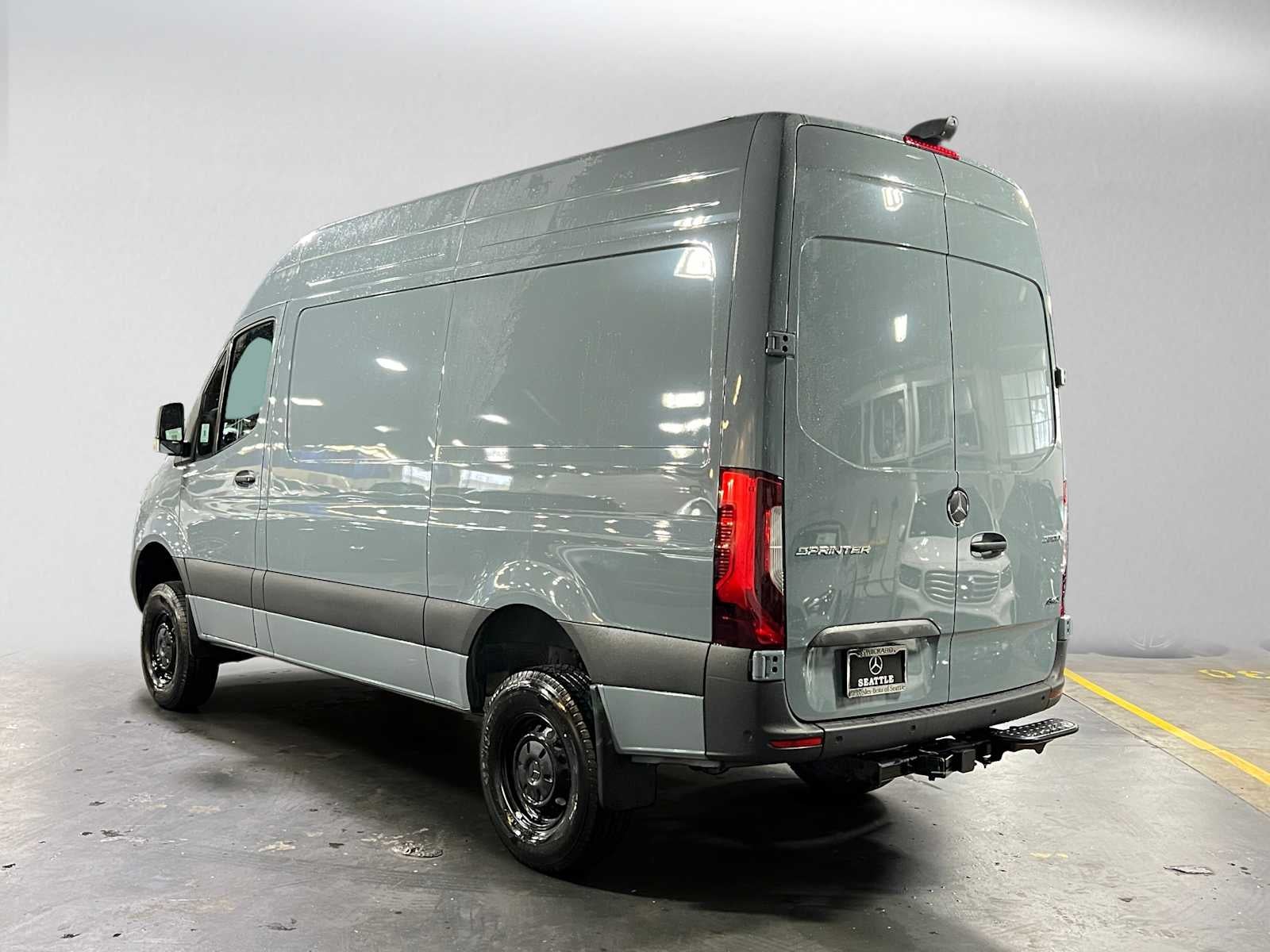 2026 Mercedes-Benz Sprinter Cargo 2500 Standard Roof I4 Diesel HO 144 AWD