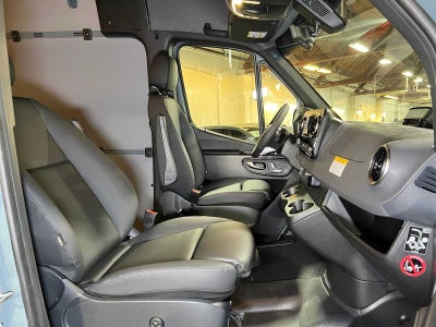 2026 Mercedes-Benz Sprinter Cargo 2500 Standard Roof I4 Diesel HO 144 AWD