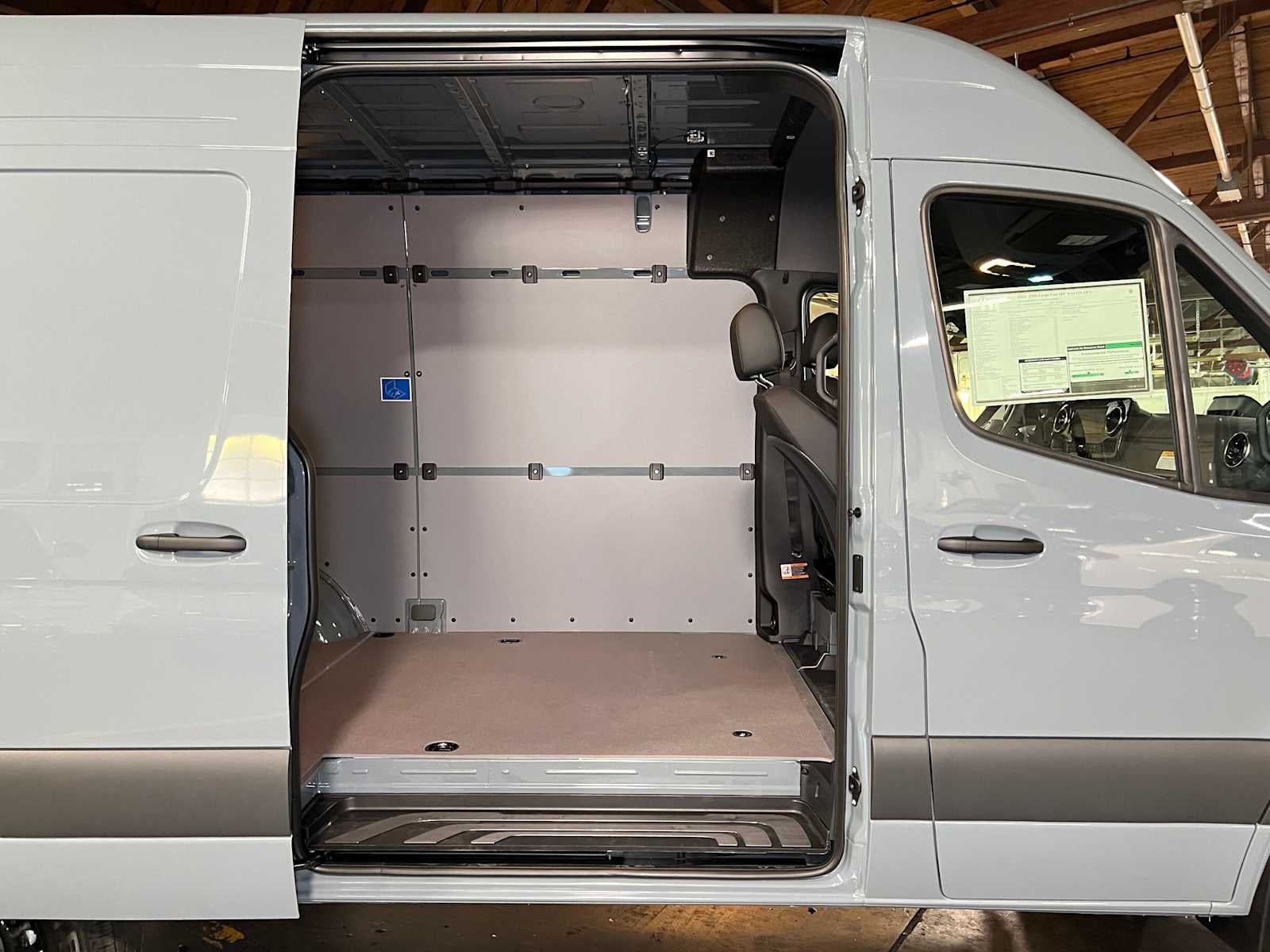 2026 Mercedes-Benz Sprinter Cargo 2500 Standard Roof I4 Diesel HO 144 AWD