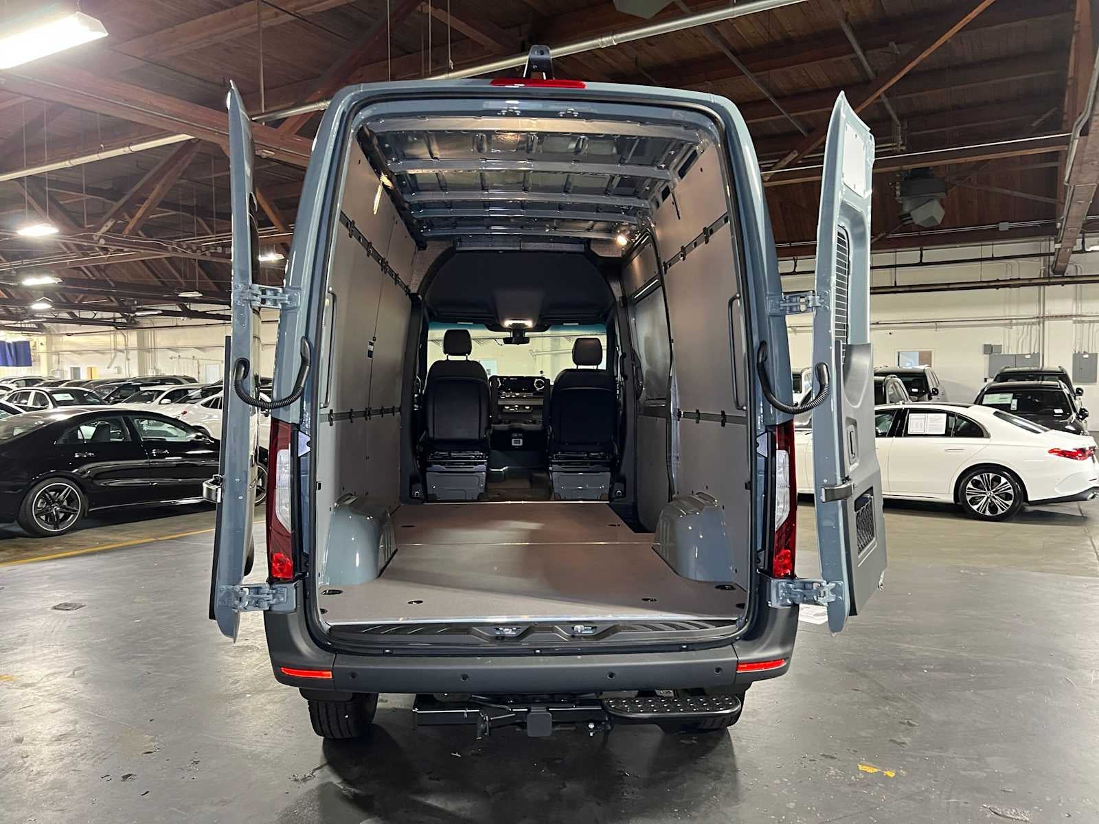 2026 Mercedes-Benz Sprinter Cargo 2500 Standard Roof I4 Diesel HO 144 AWD