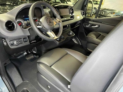2026 Mercedes-Benz Sprinter Cargo 2500 Standard Roof I4 Diesel HO 144 AWD