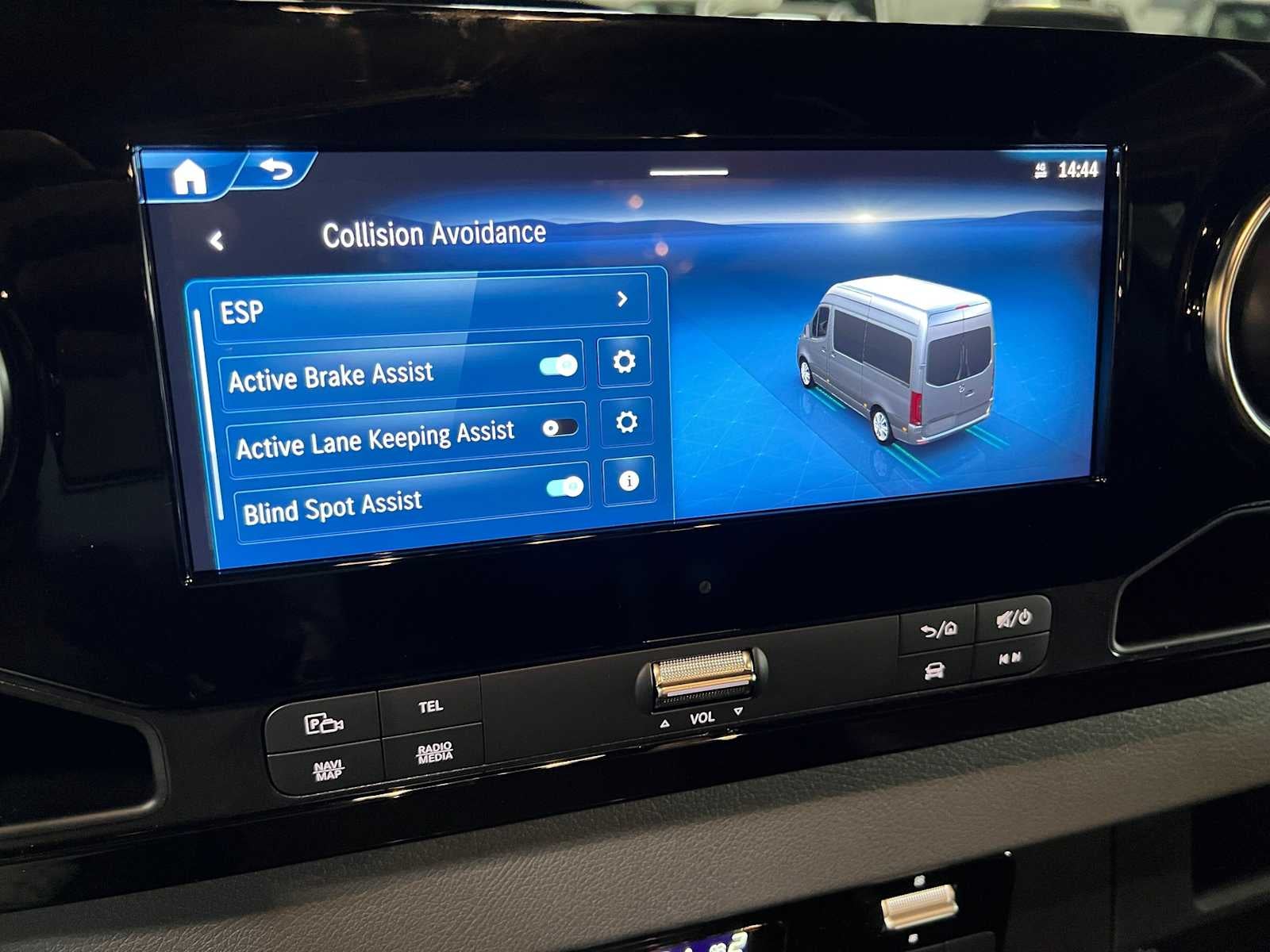 2026 Mercedes-Benz Sprinter Cargo 2500 Standard Roof I4 Diesel HO 144 AWD