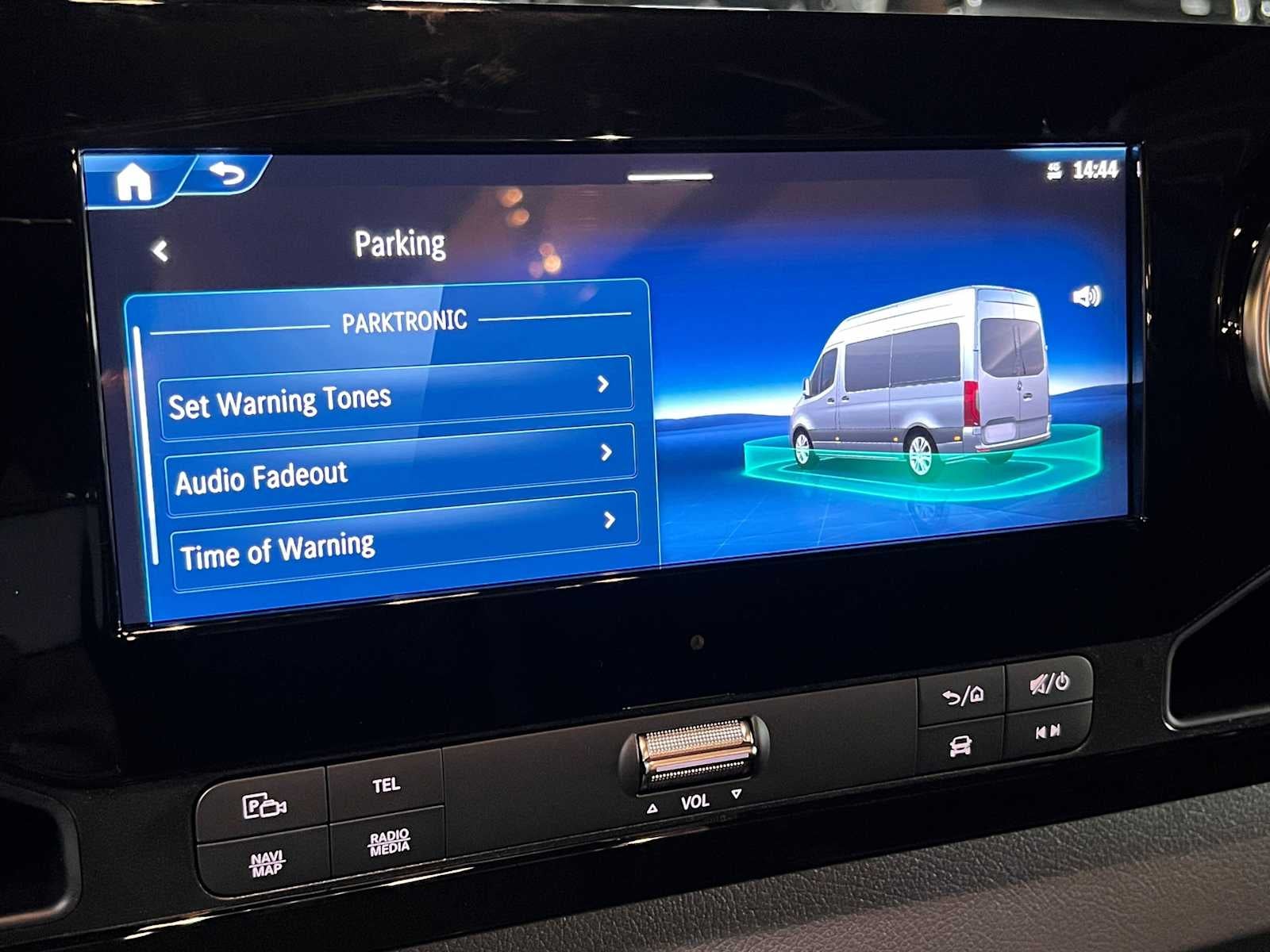 2026 Mercedes-Benz Sprinter Cargo 2500 Standard Roof I4 Diesel HO 144 AWD