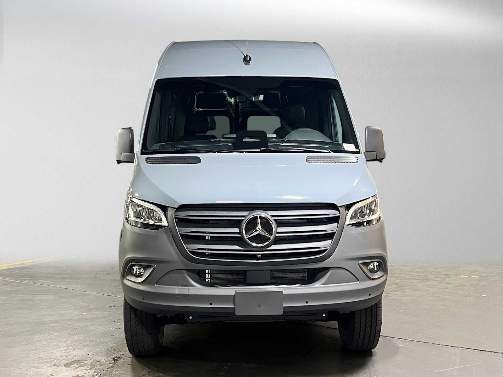2026 Mercedes-Benz Sprinter Cargo 2500 Standard Roof I4 Diesel HO 144 AWD