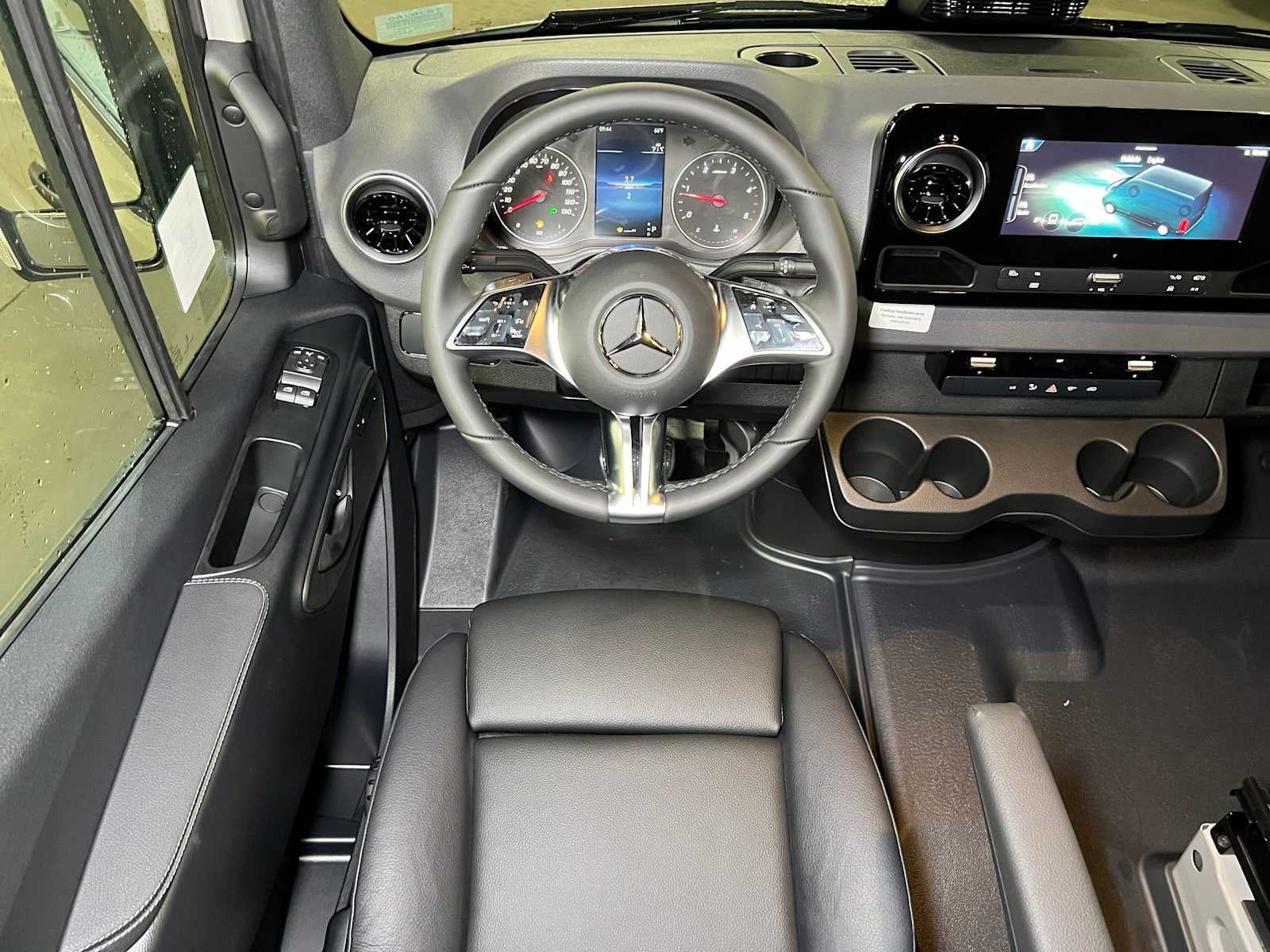 2026 Mercedes-Benz Sprinter Cargo 2500 Standard Roof I4 Diesel HO 144 AWD