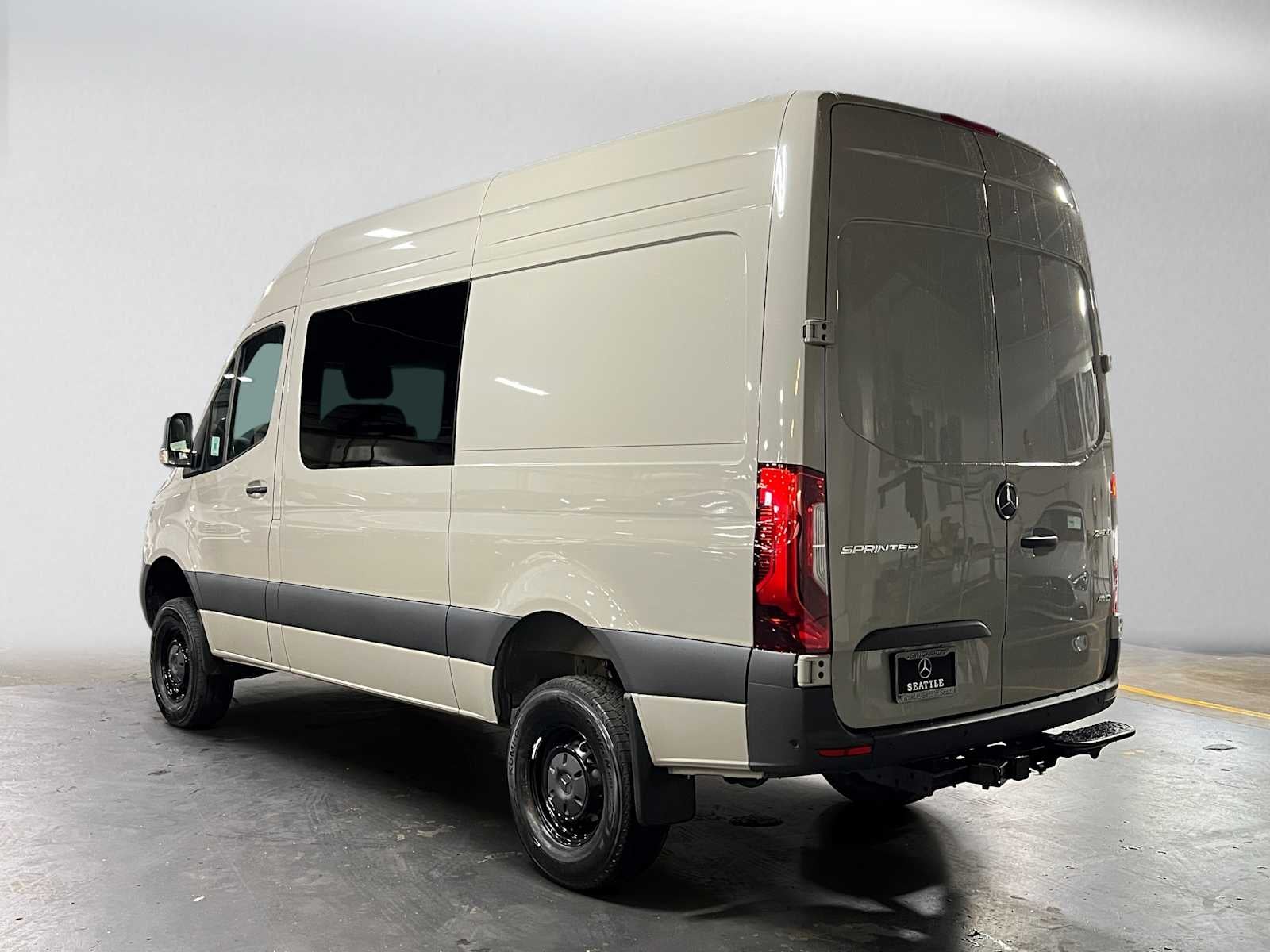 2026 Mercedes-Benz Sprinter Cargo 2500 Standard Roof I4 Diesel HO 144 AWD